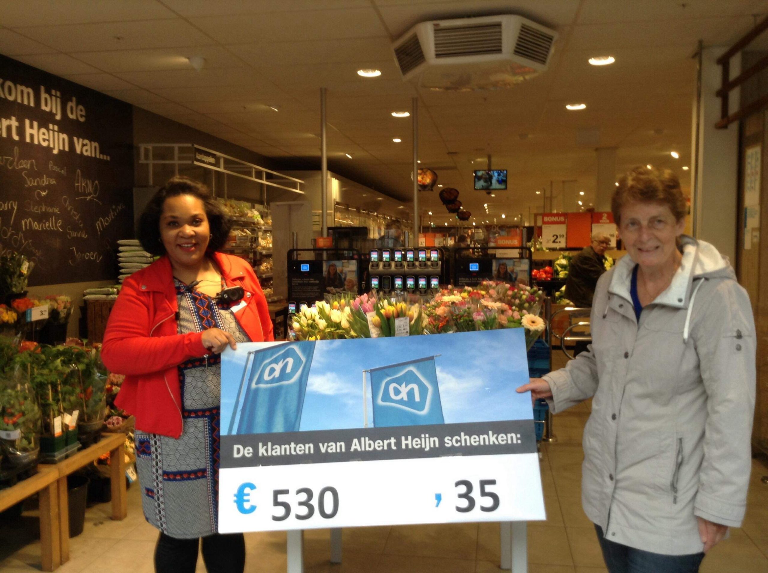 Flessenactie AH Muziekwijk brengt 530,35 op.