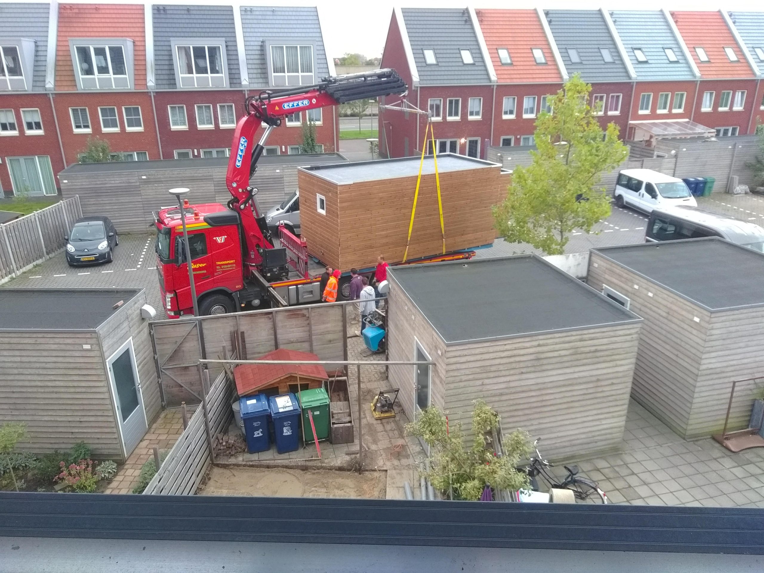 De zorgunit in de takels.